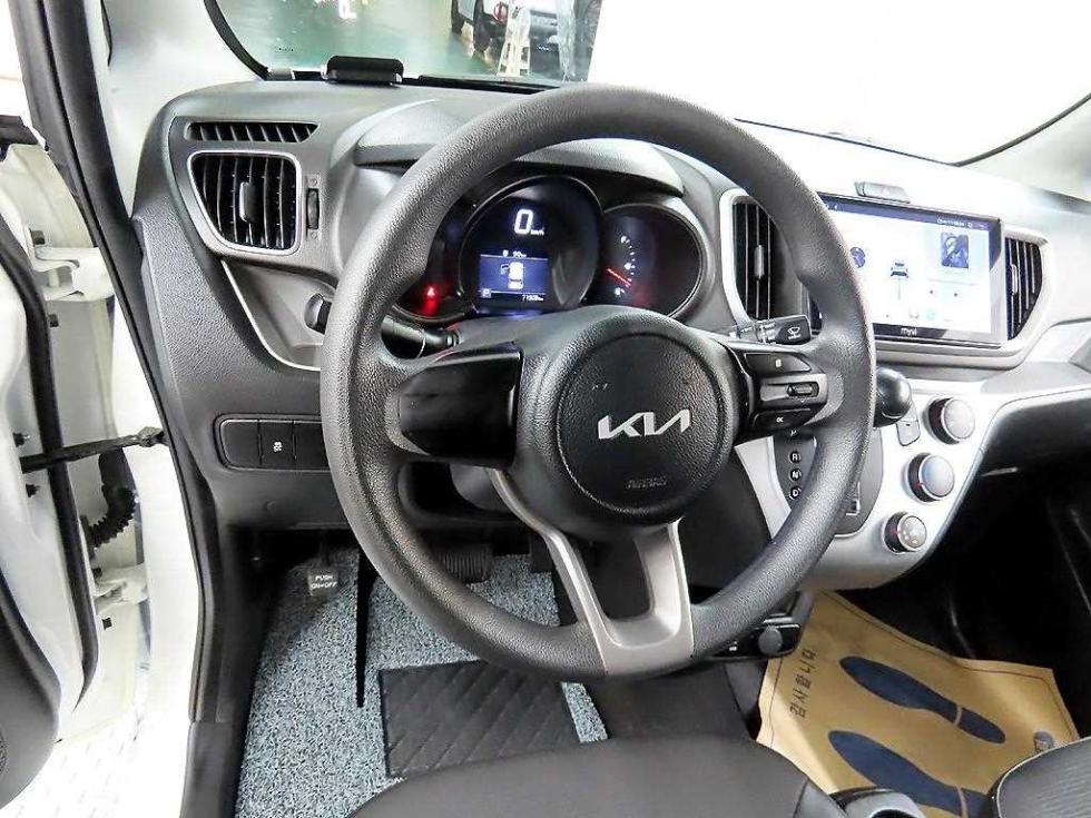 2022 - kia ray