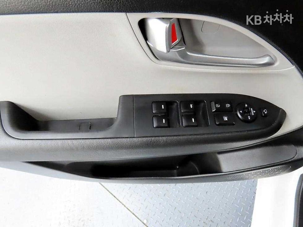 2022 - kia ray