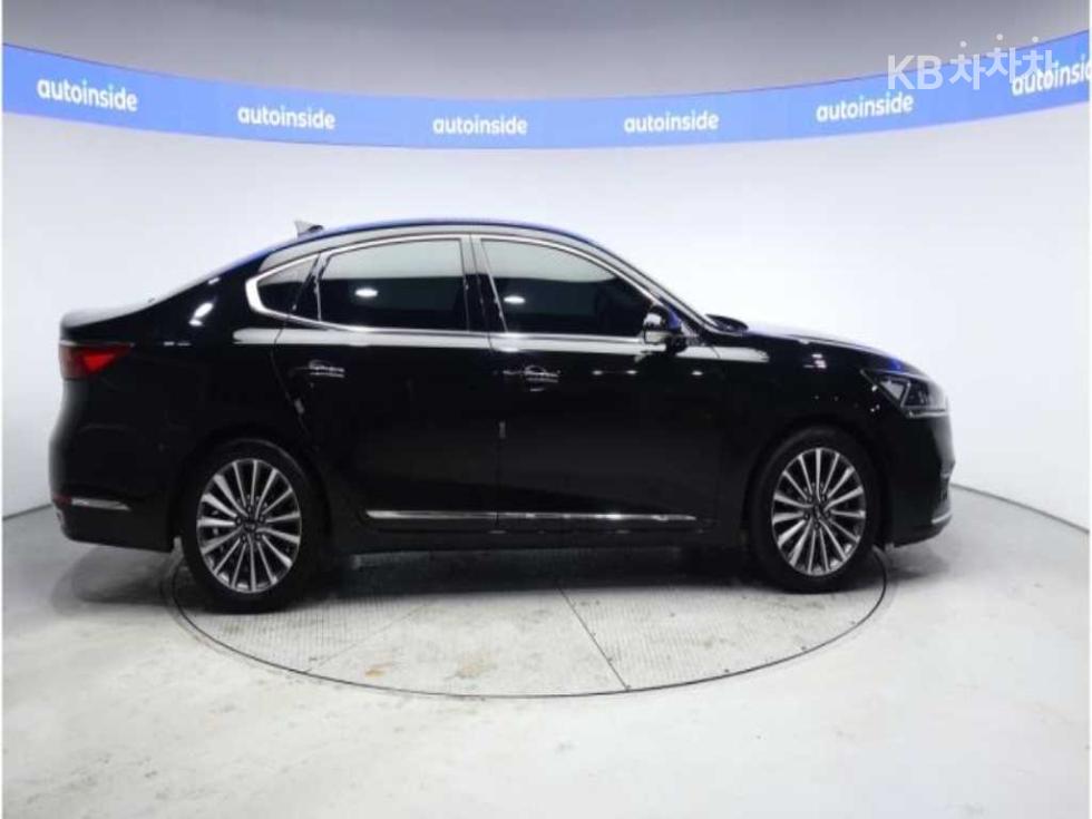 2018 - kia k7