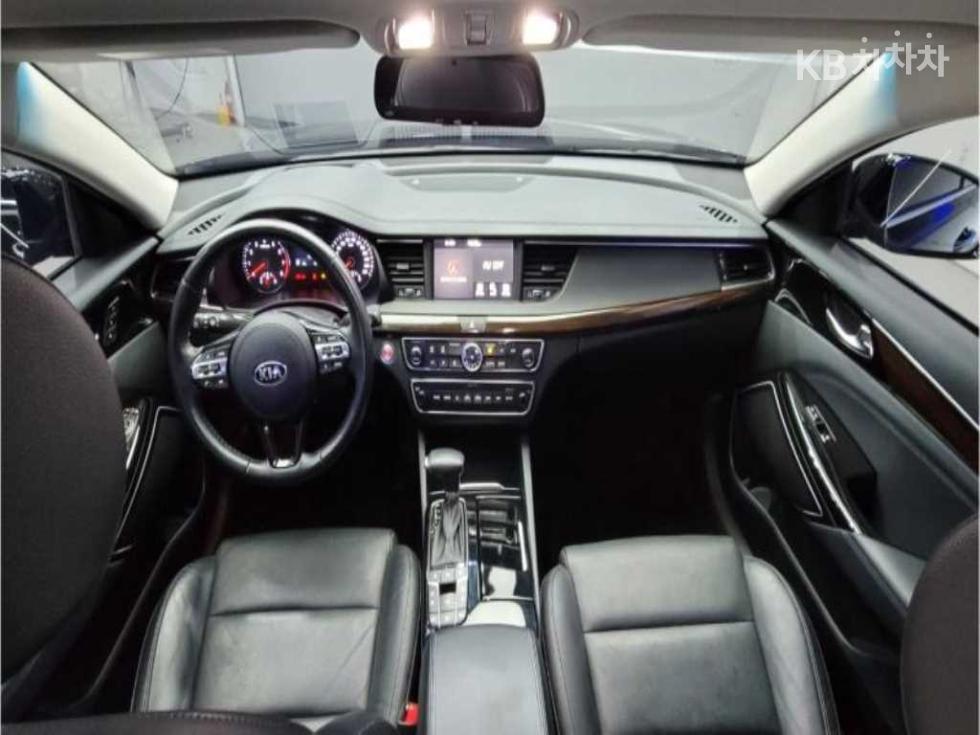 2018 - kia k7