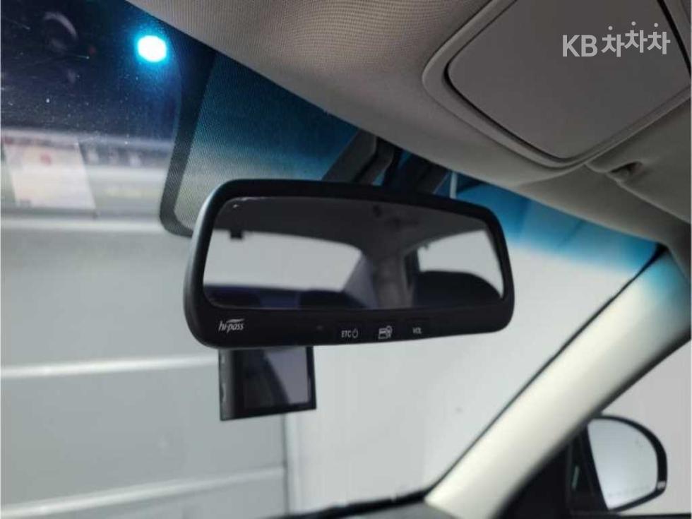 2018 - kia k7