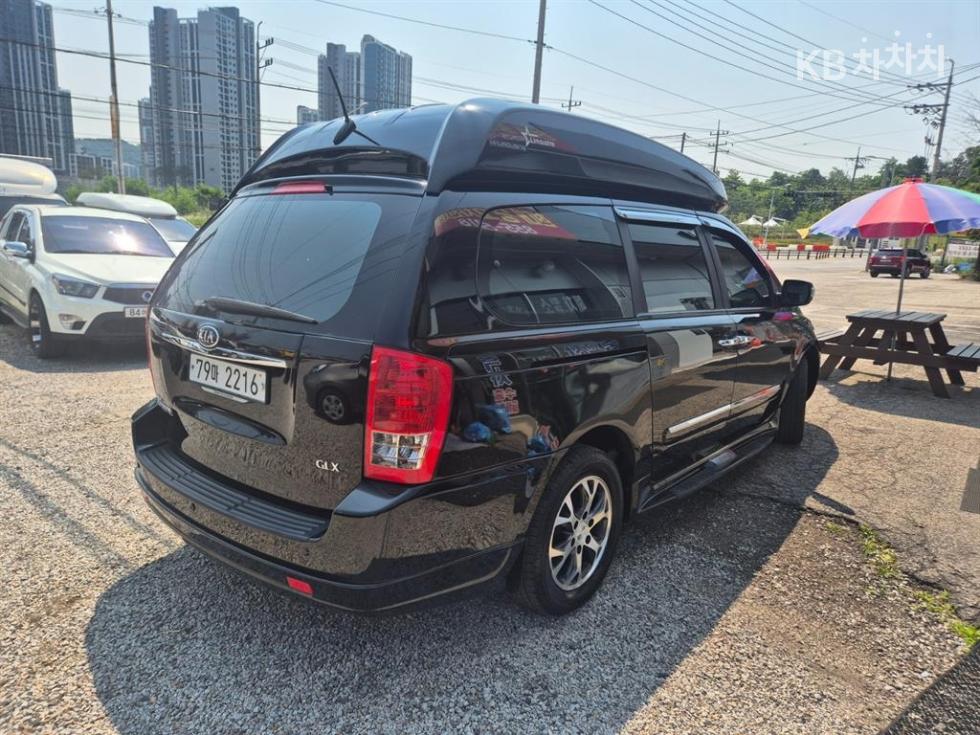 2013 - kia carnival