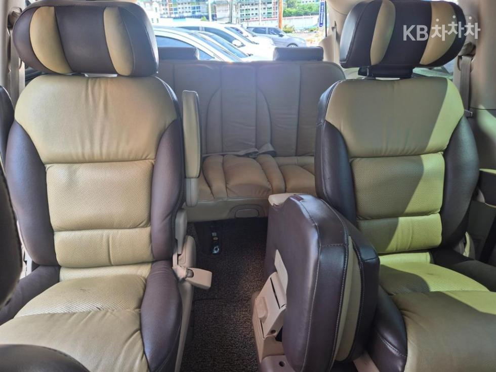 2013 - kia carnival
