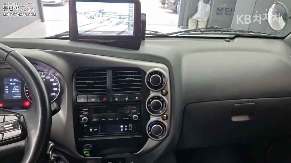 2022 - kia bongo iii