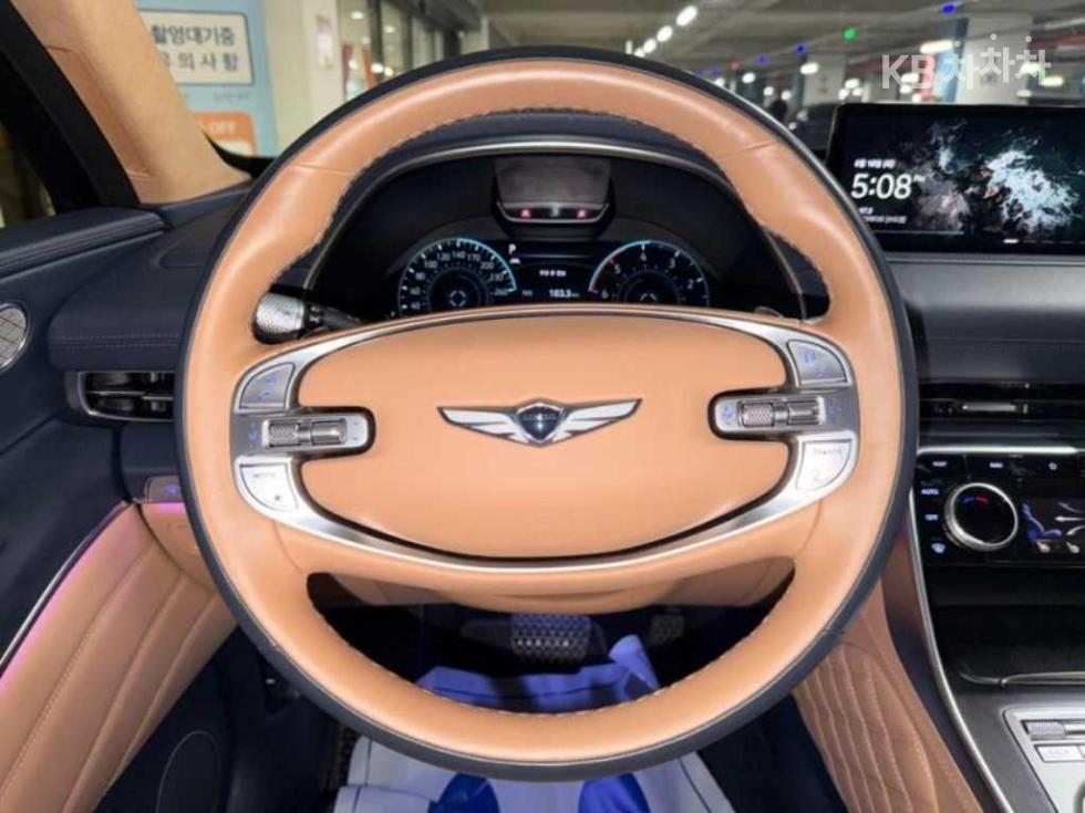 2020 Genesis GV80 photo