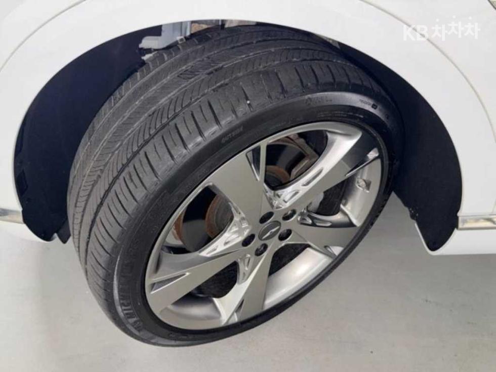 2020 Genesis GV80 photo