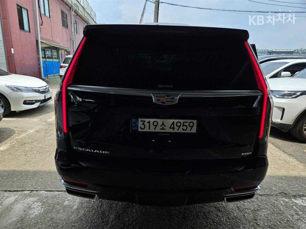 2021 Cadillac ESCALADE(5) photo