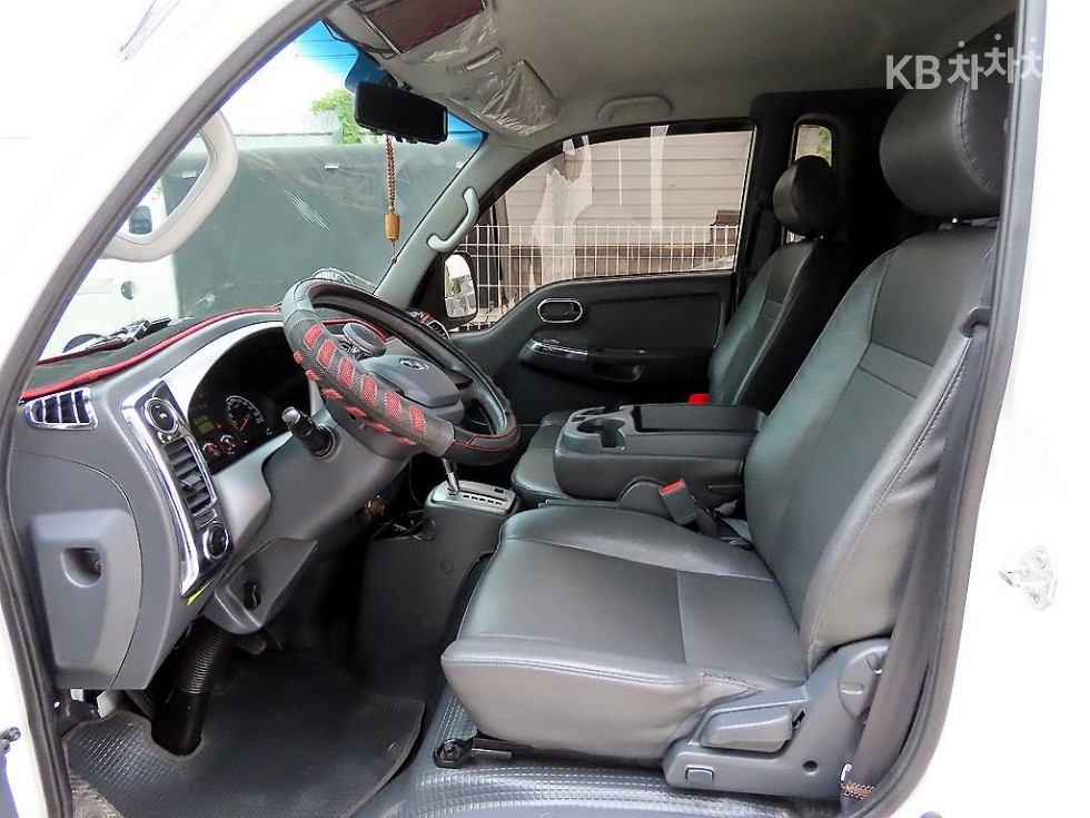 2014 - kia bongo iii