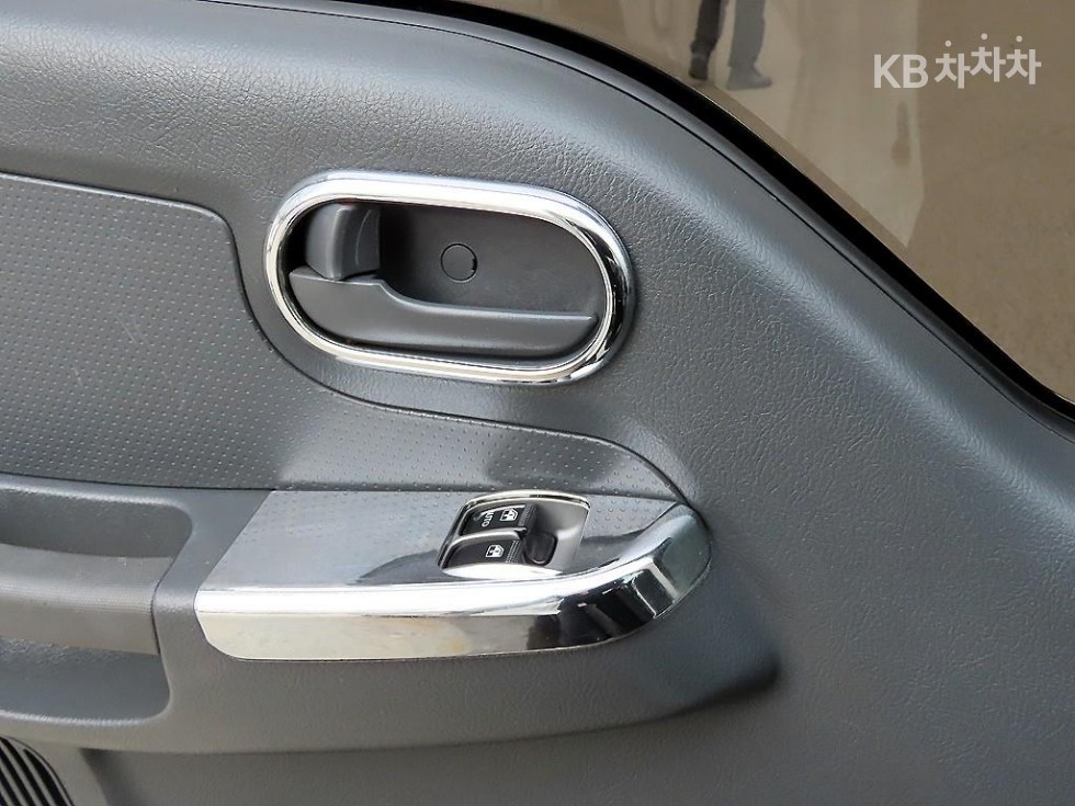 2014 - kia bongo iii