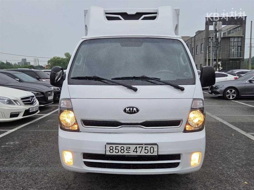 2018 - kia bongo iii