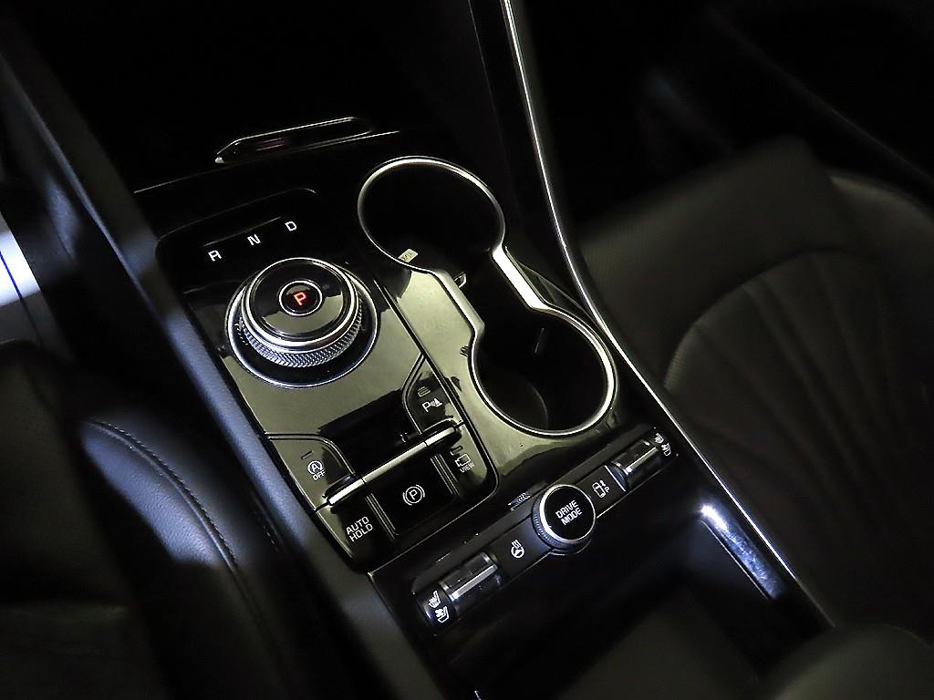 2020 - kia k5