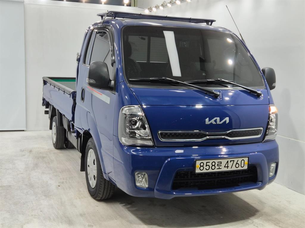 2022 - kia bongo iii
