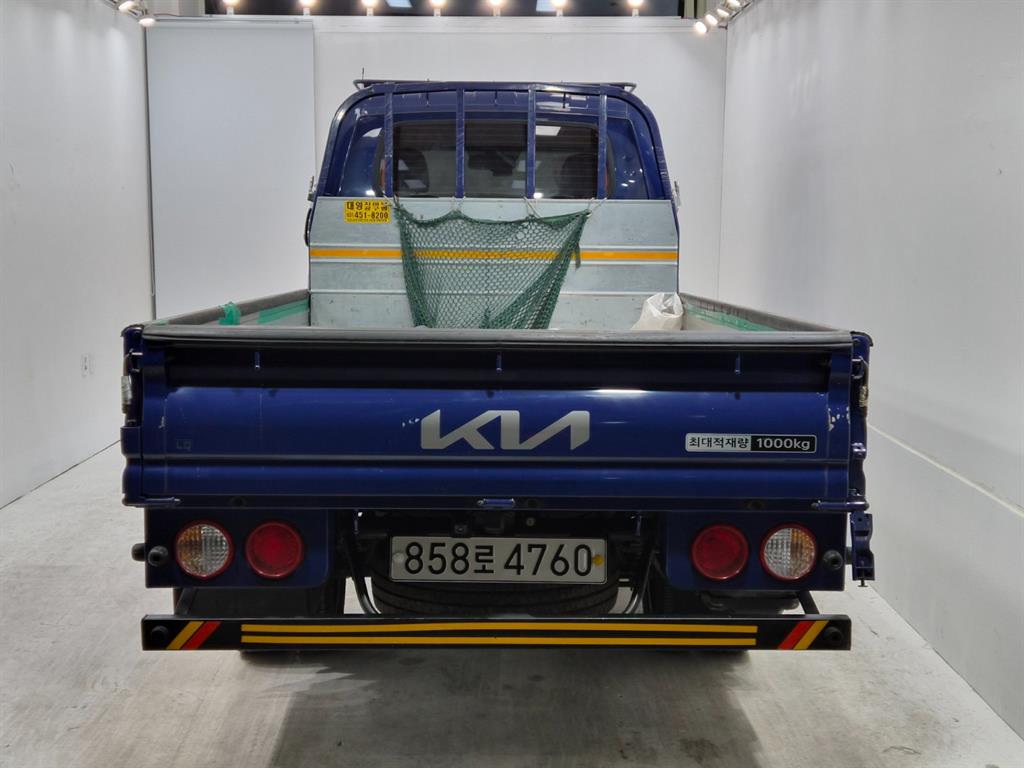 2022 - kia bongo iii