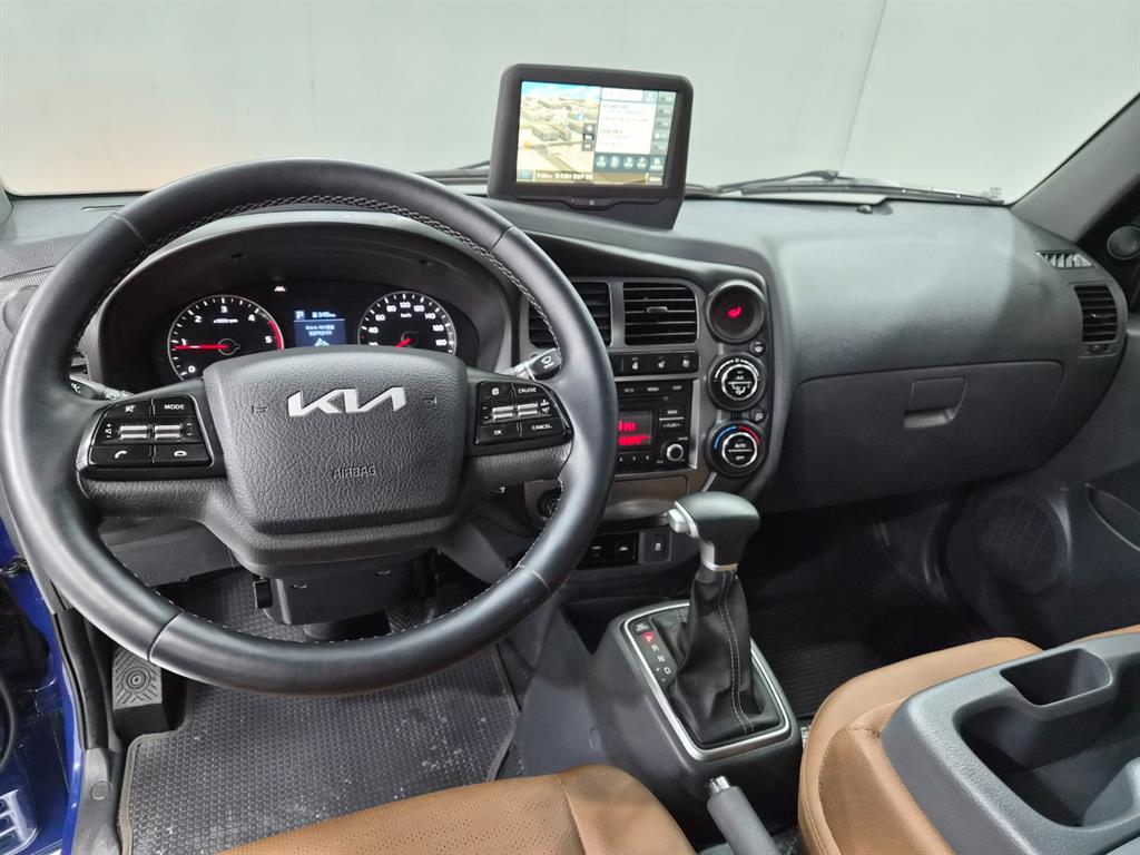 2022 - kia bongo iii