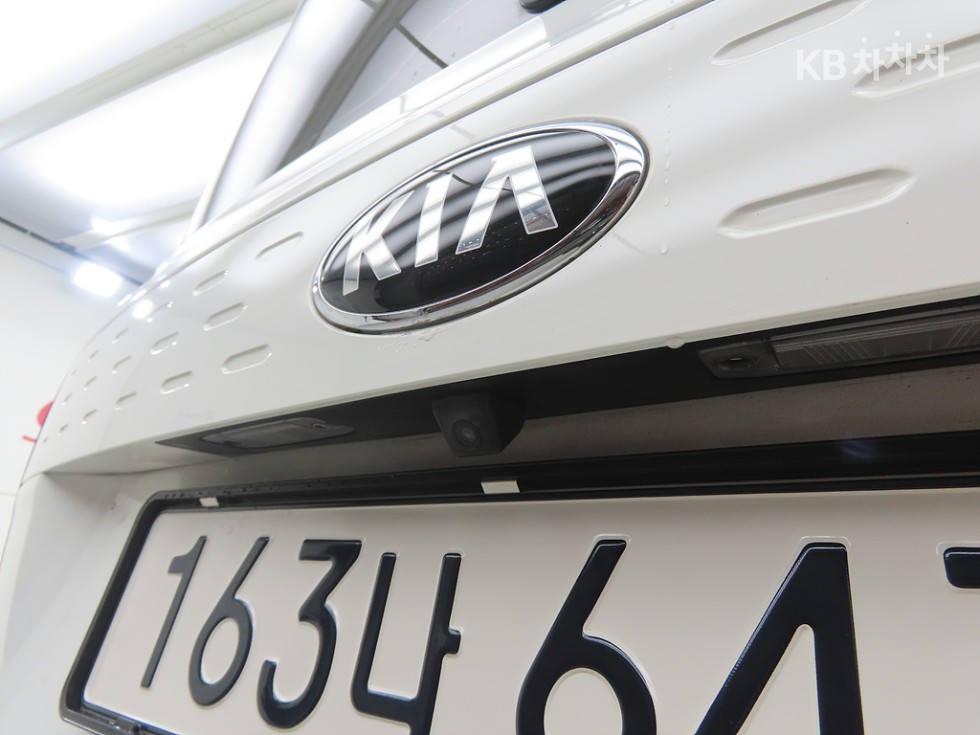 2021 - kia ray