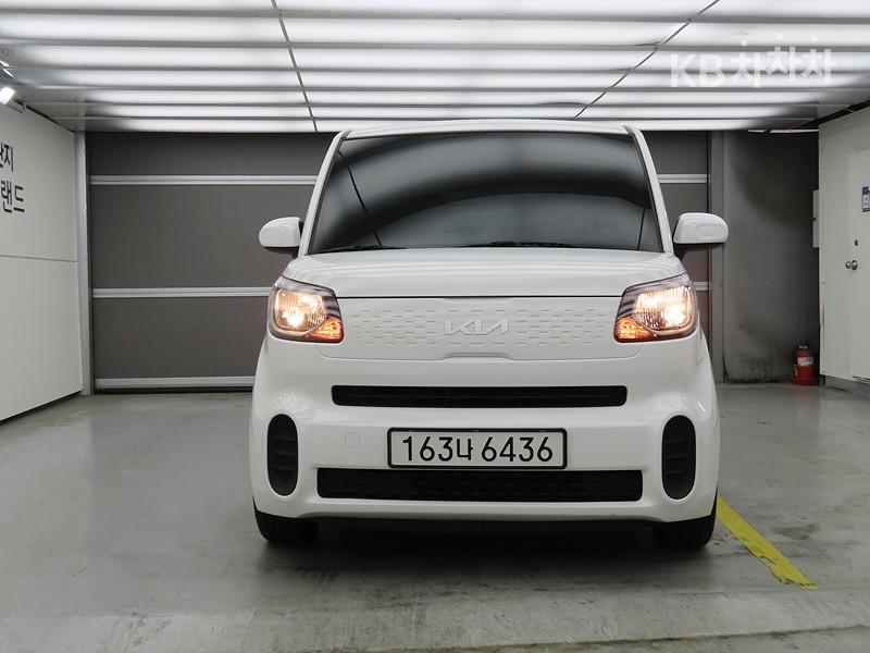 2022 - kia ray
