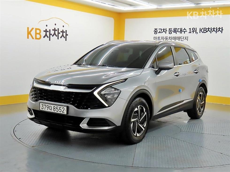2023 - kia sportage
