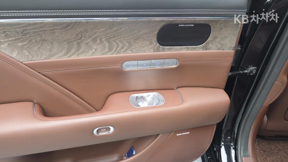2022 Genesis G90(RS4) photo