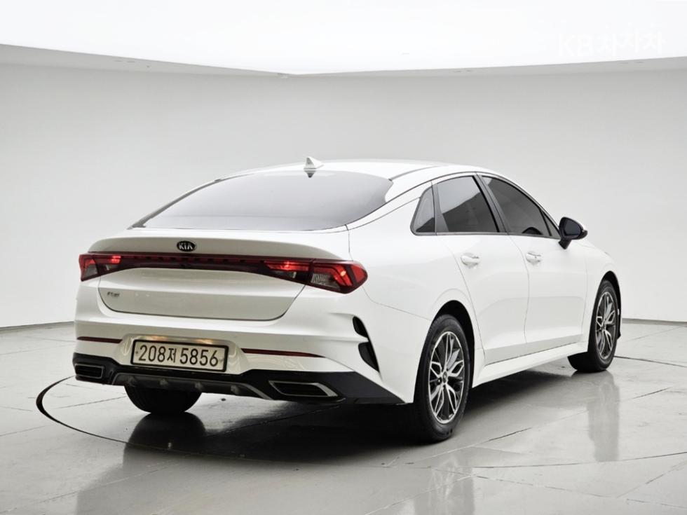 2020 - kia k5