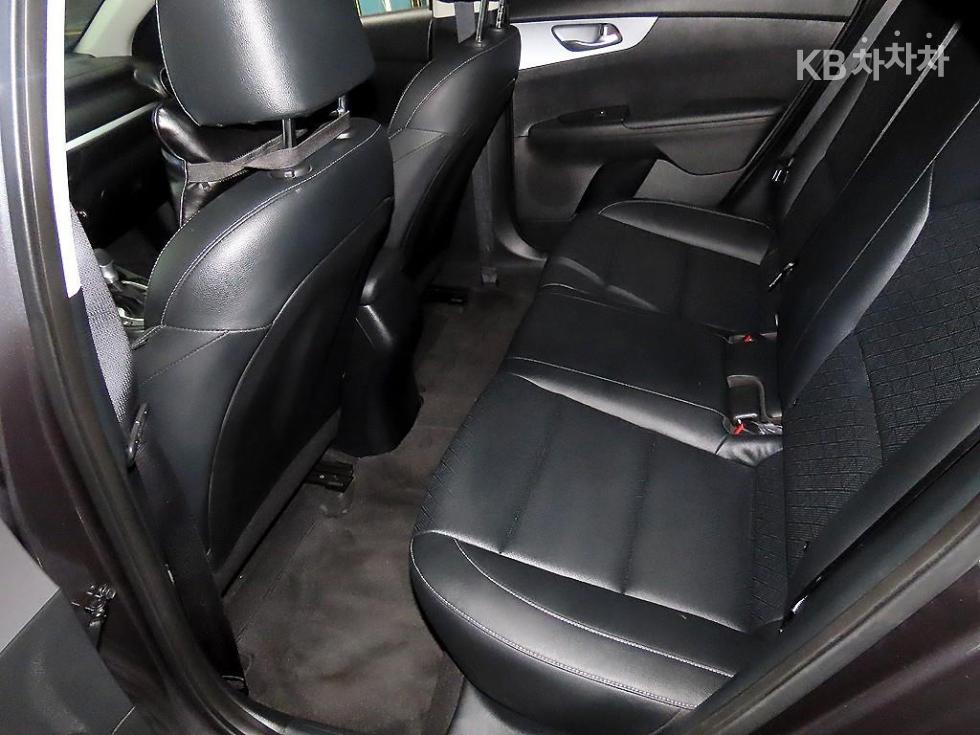 2022 - kia k3