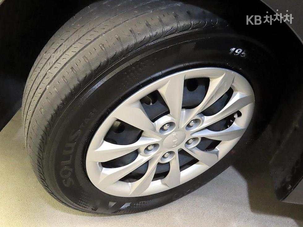 2022 - kia k3