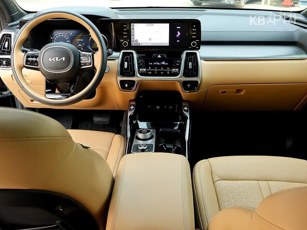 2022 - kia sorento