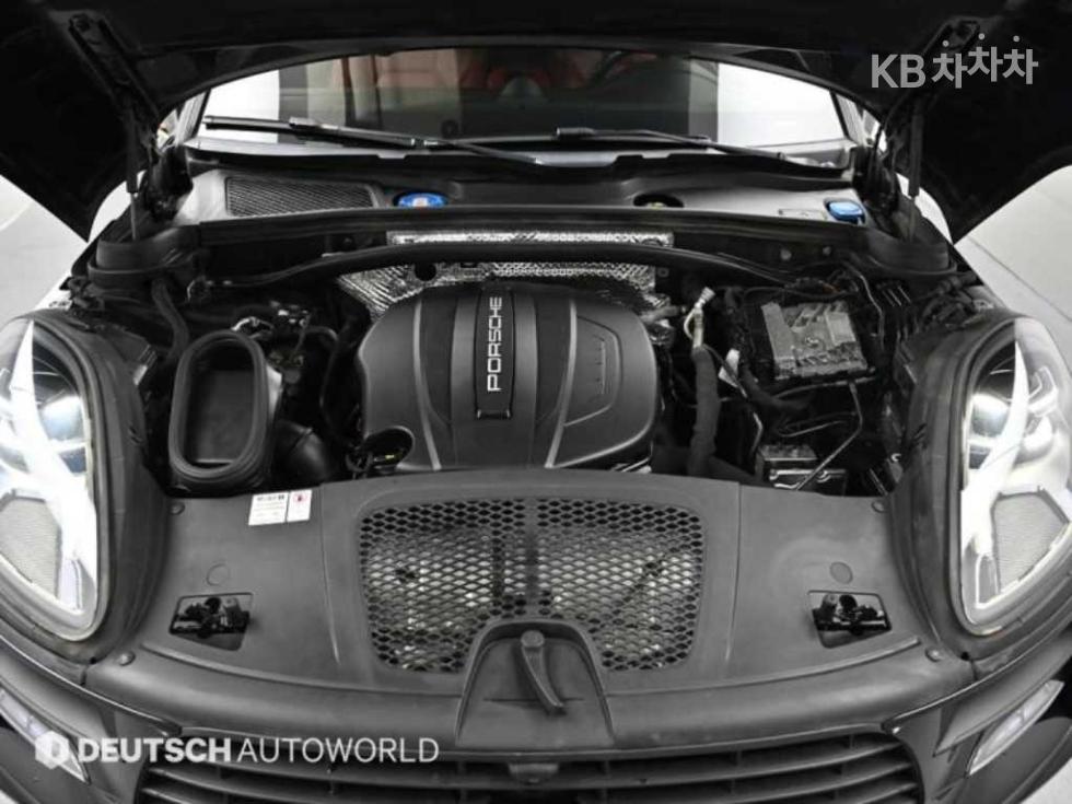 2021 Porsche Used Car photo