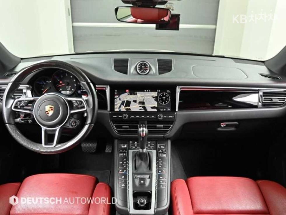 2021 Porsche Used Car photo