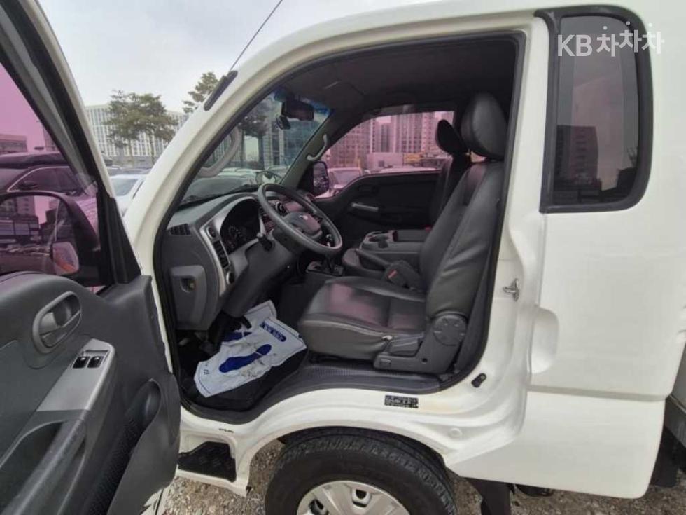 2018 - kia bongo iii