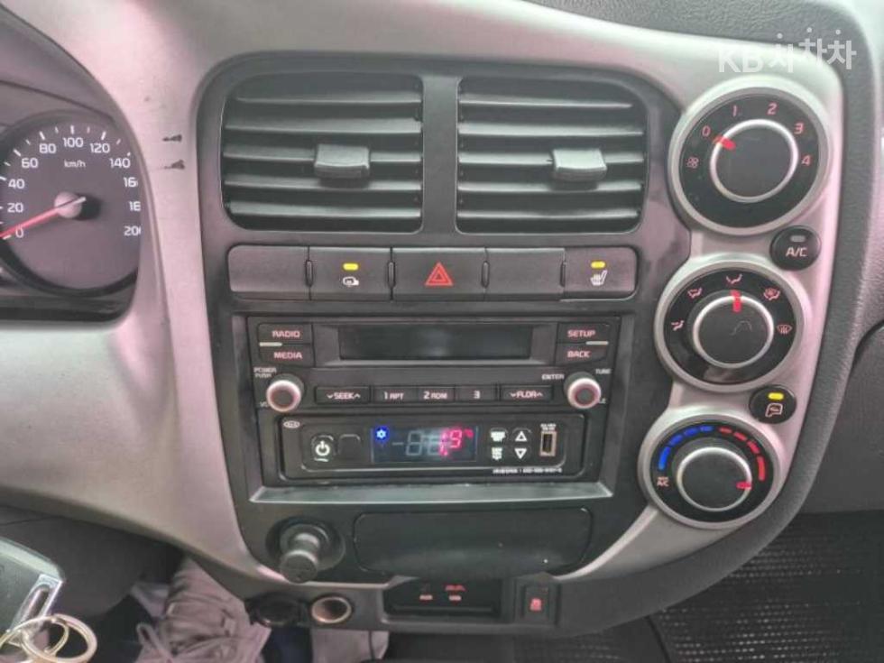 2018 - kia bongo iii