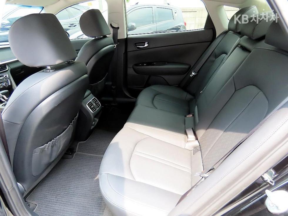 2019 - kia k5