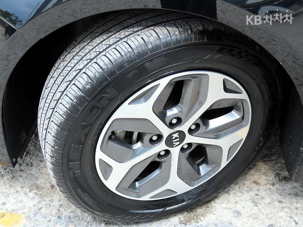 2019 - kia k5