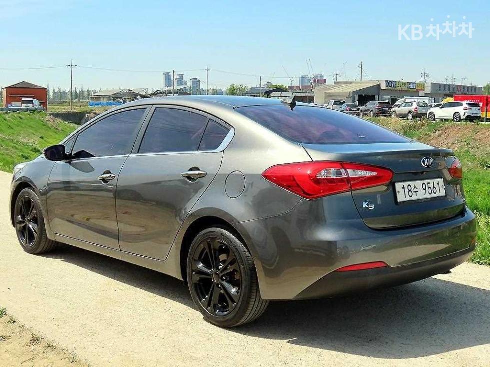 2013 - kia k3