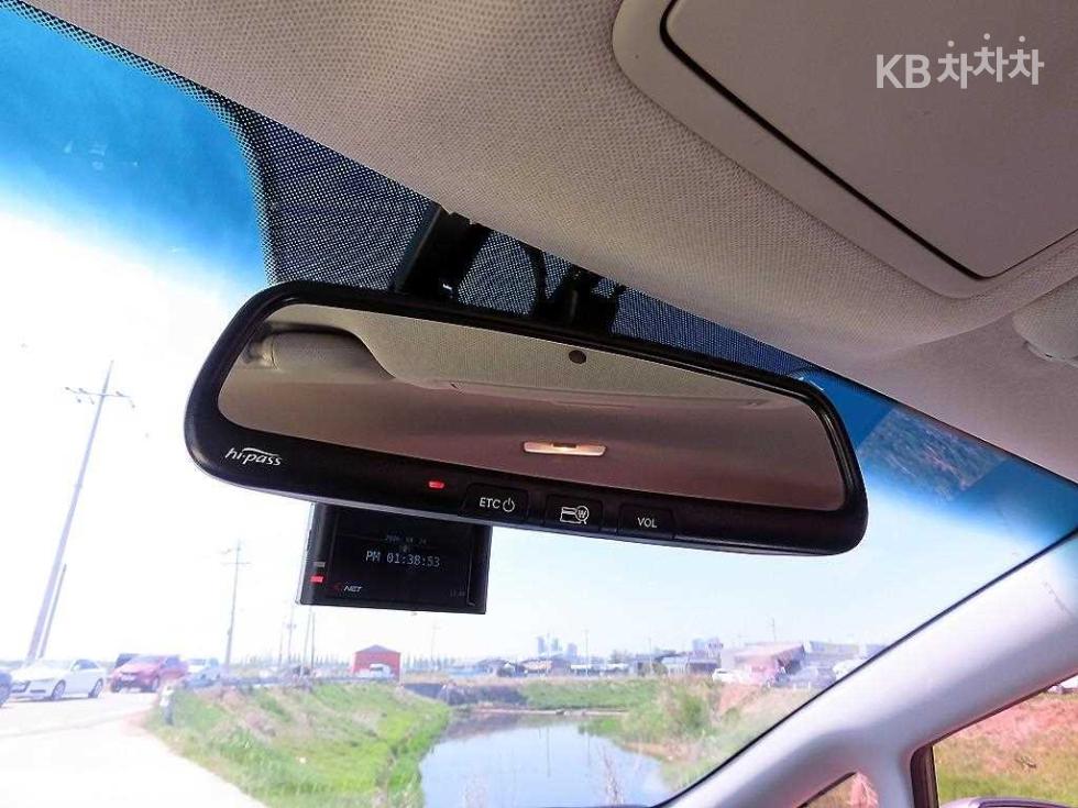 2013 - kia k3