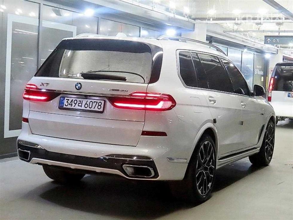 BMW X5 — miniaturë 4