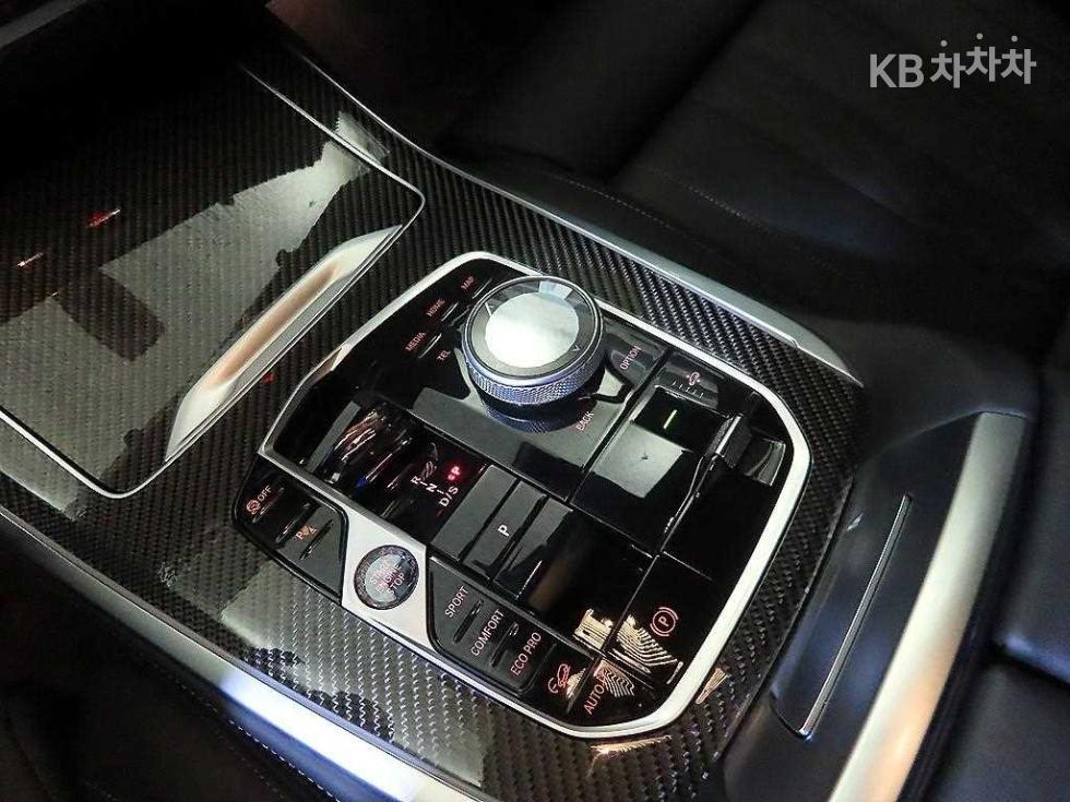 BMW X5 — miniaturë 12