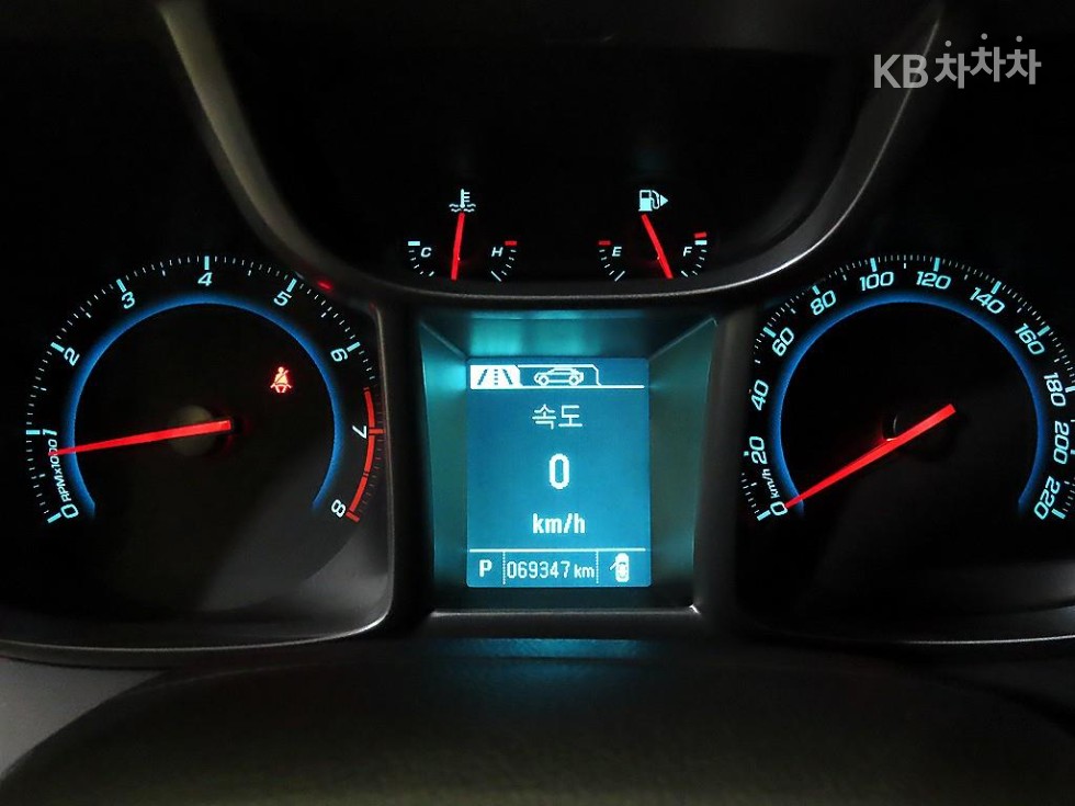Chevrolet Orlando — miniaturë 8