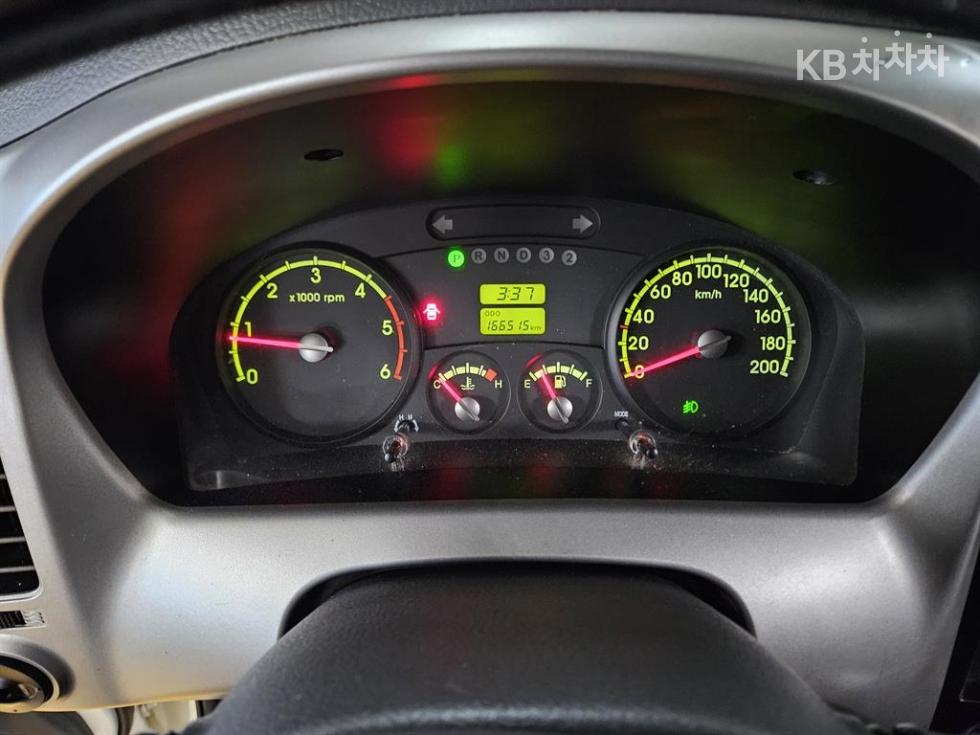 2016 - kia bongo iii