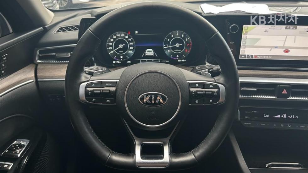 2020 - kia k5