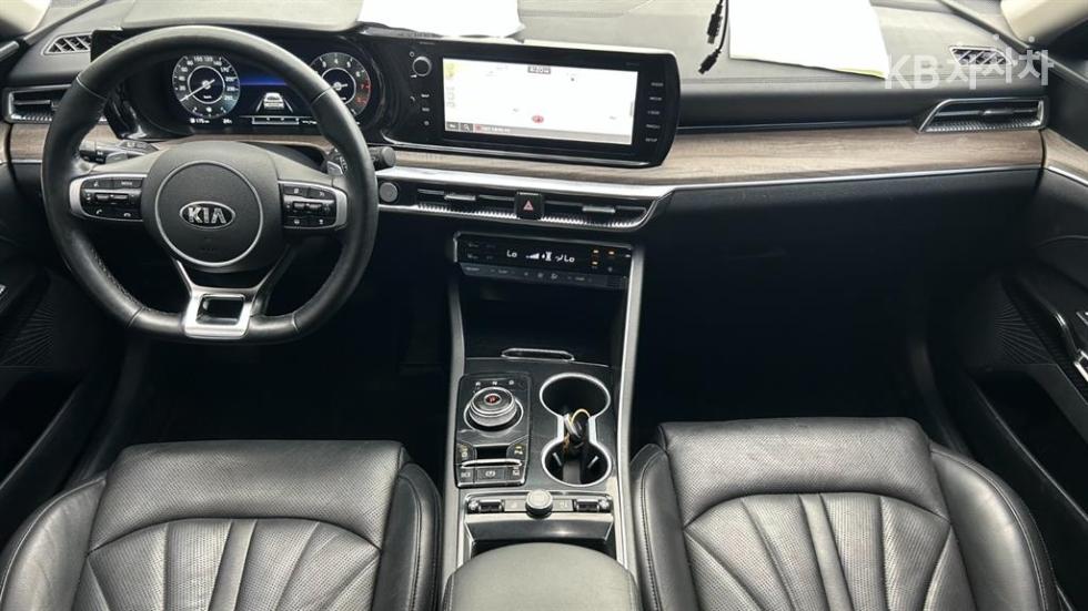 2020 - kia k5