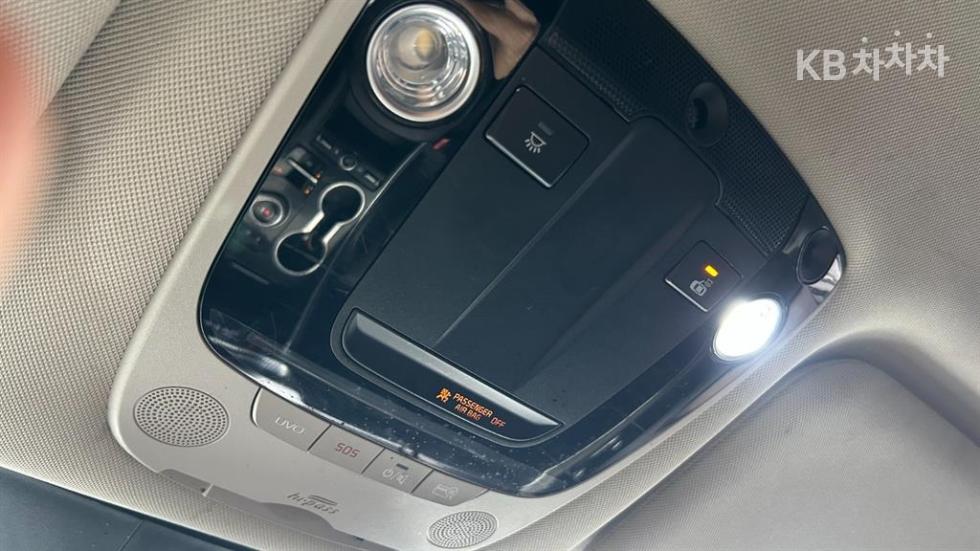 2020 - kia k5