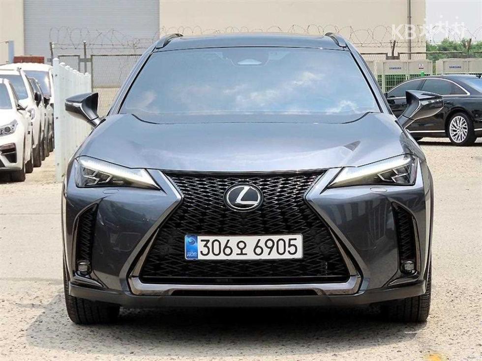 2027 lexus ux