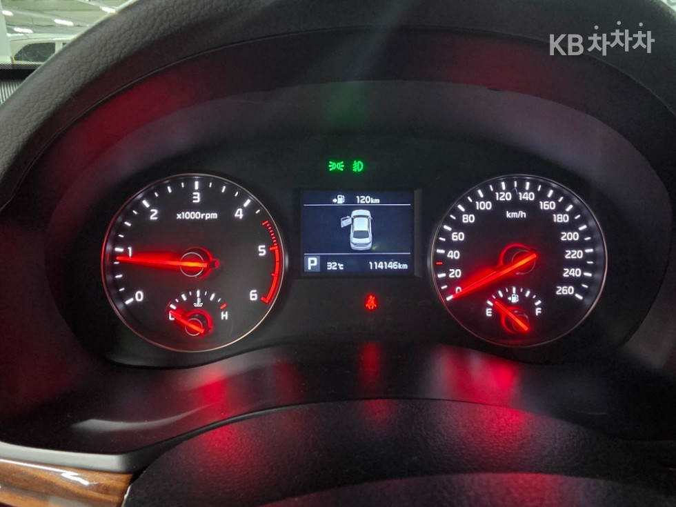 2016 - kia k7