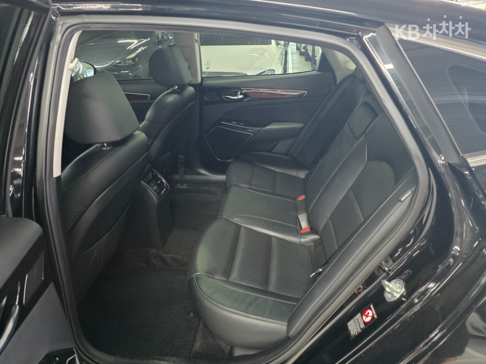 2016 - kia k7