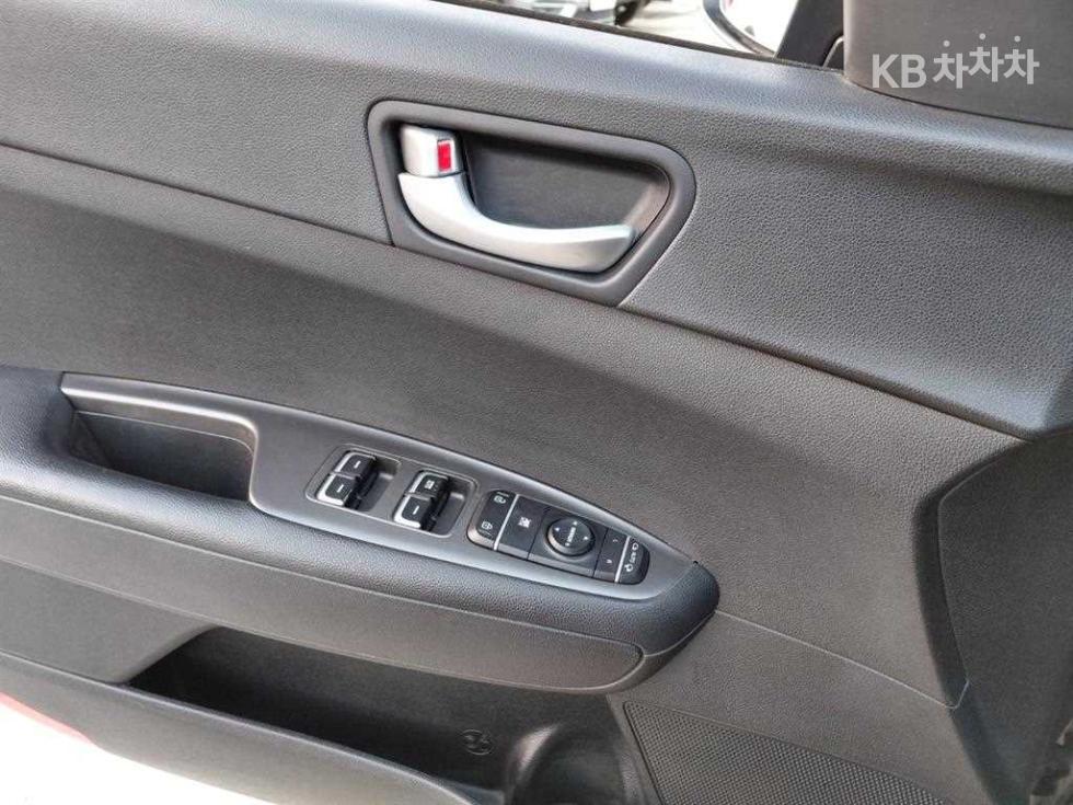 Kia K5 — miniaturë 11