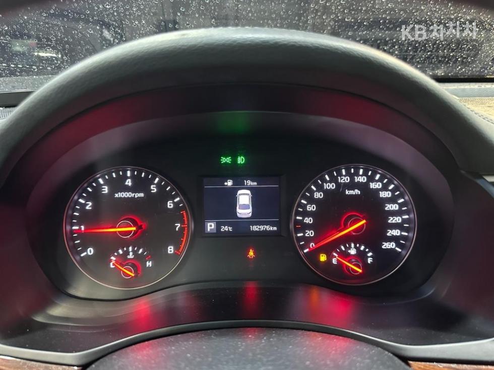 2016 - kia k7