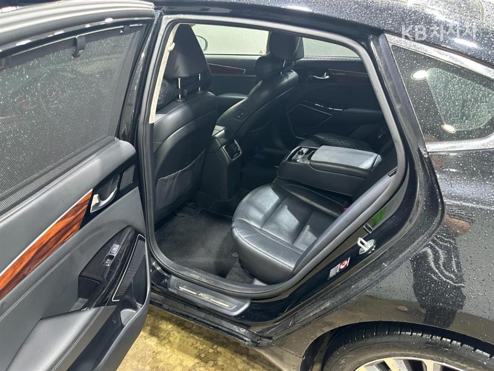 2016 - kia k7