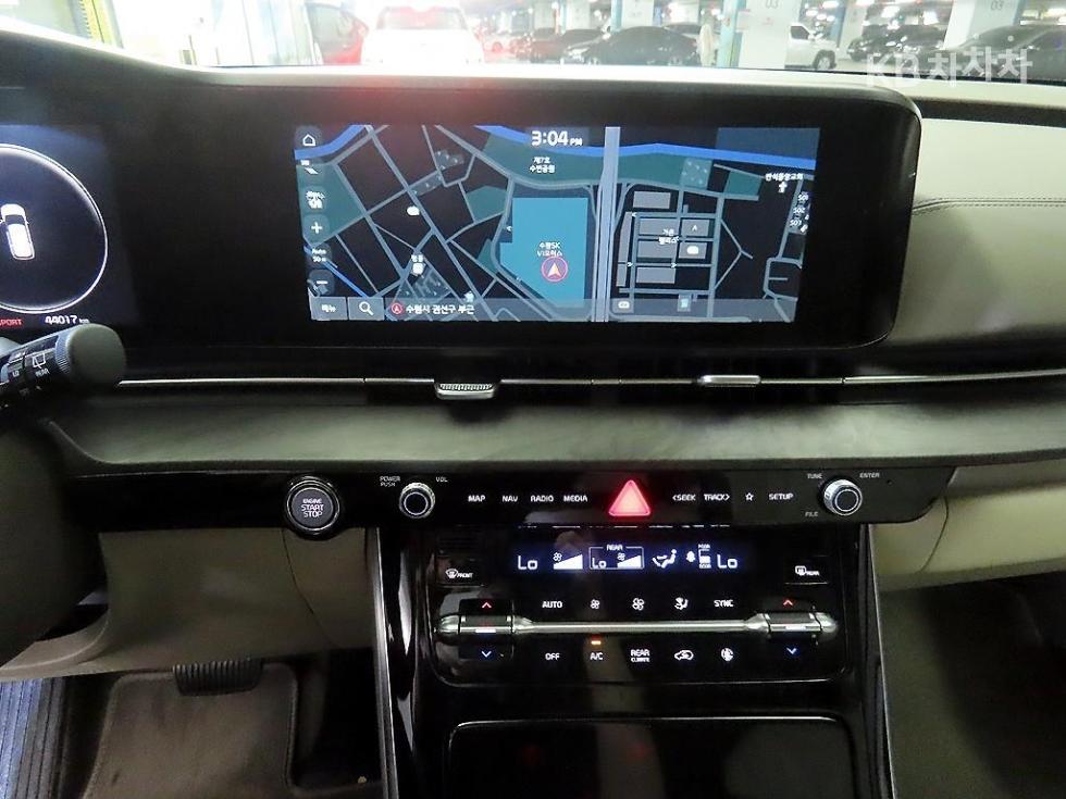 2022 - kia carnival