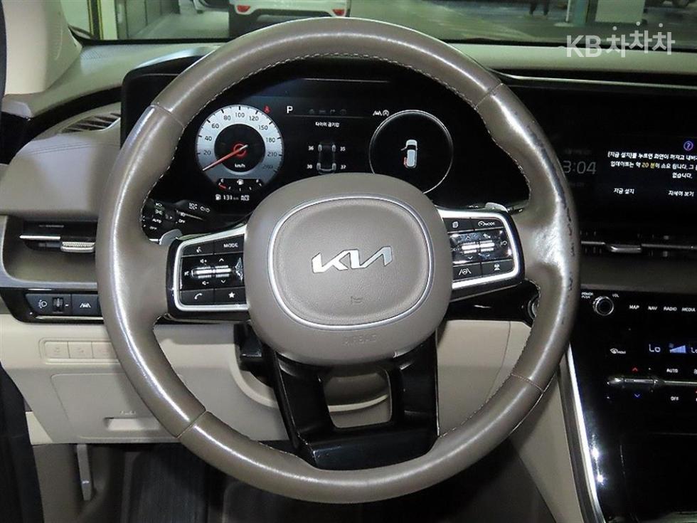 2022 - kia carnival