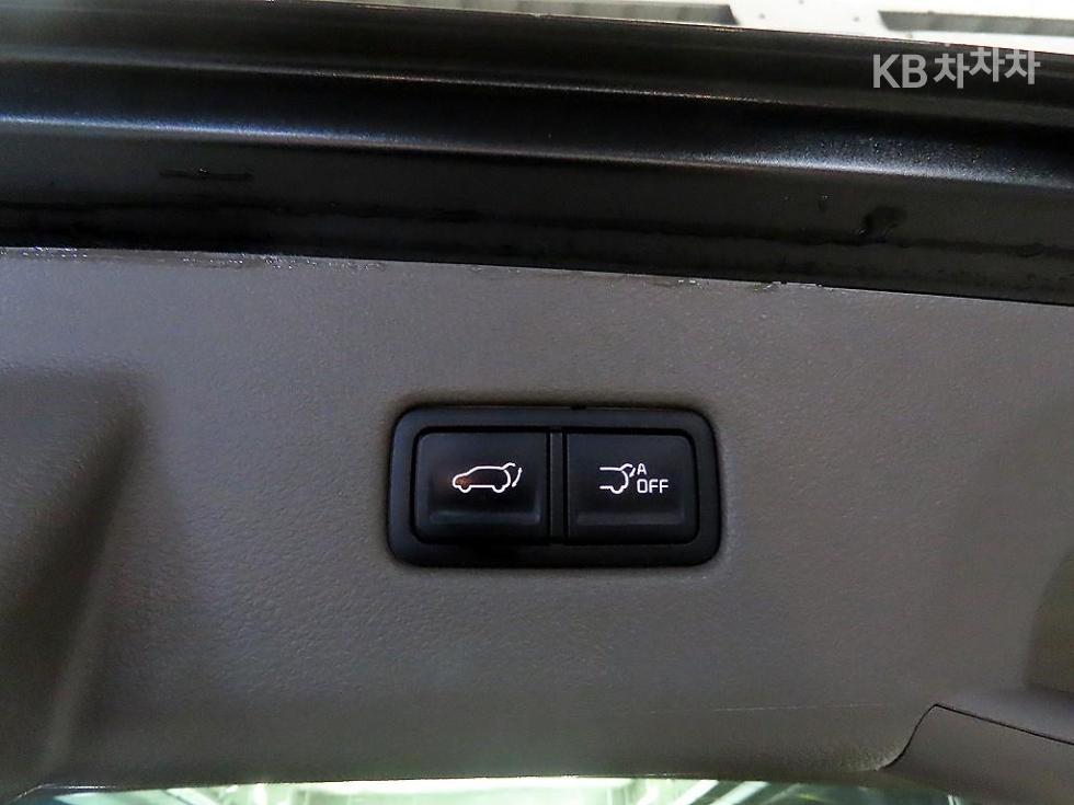 2022 - kia carnival
